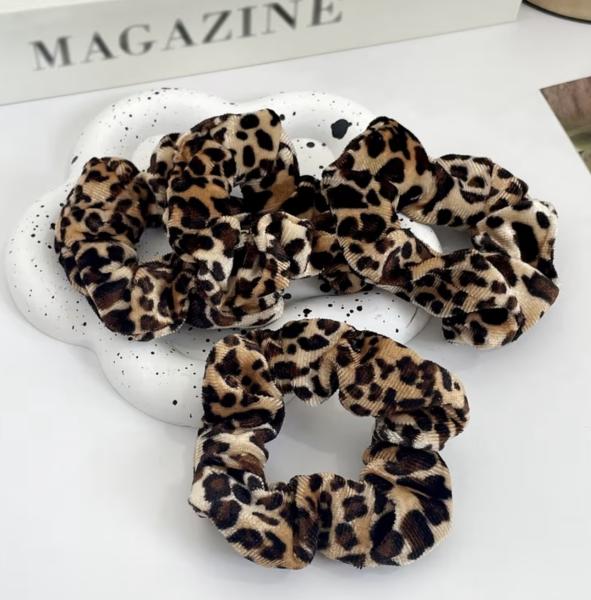 5pcs Leopard Print Velevt Hair Ties