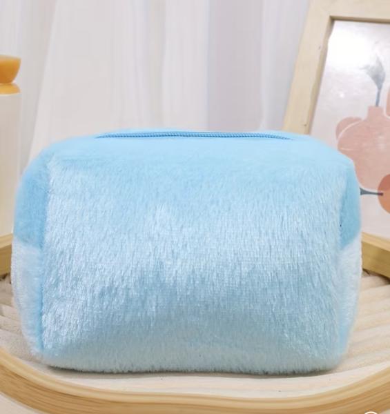 1pc Stylish Plush Cosmetic Bag ~ Blue