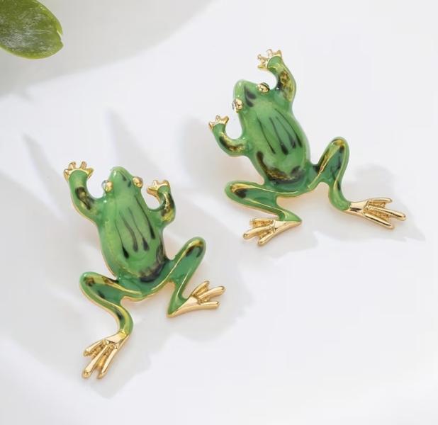 1 Pair European Frog 🐸 Earrings 