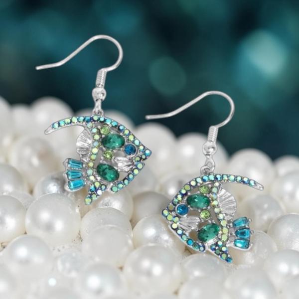Paparazzi Earring ~ Fancy Free Fish - Green