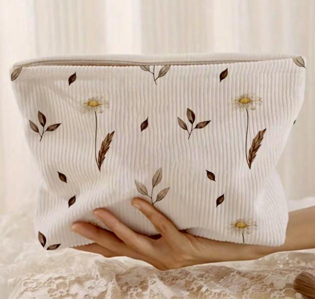 1pc Blooming Daisies Cosmetic Bag