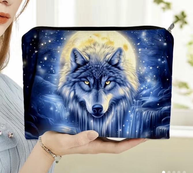1pc Wolf Moon Theme Cosmetic Bag