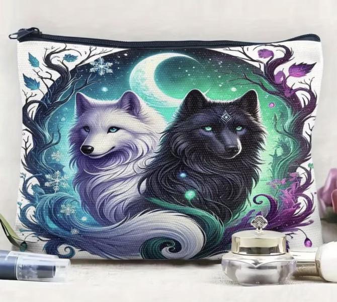 1px Stylish Wolf Cosmetic Bag 