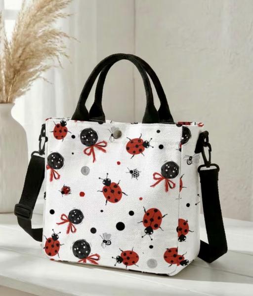 1pc Ladybug 🐞 Crossbody Bag 