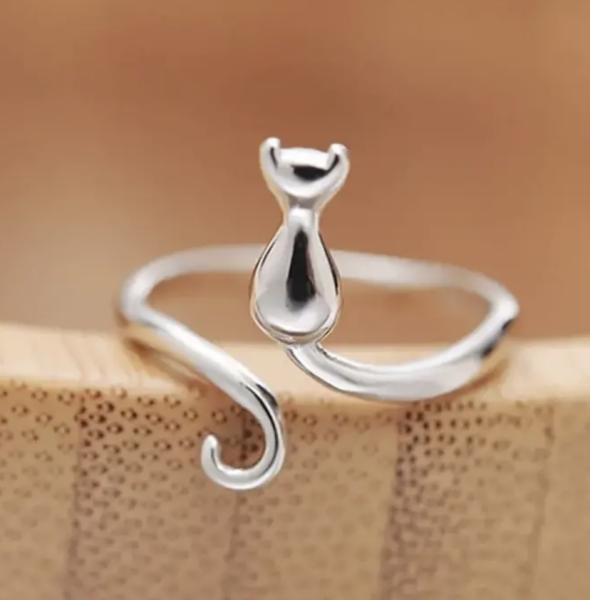 Adjustable Silver-Plated Cat Toe Ring