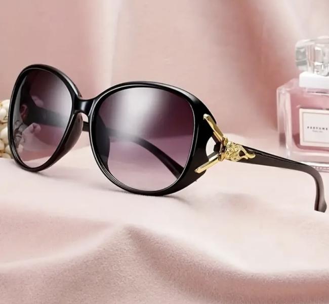 1 Pair Elegant Black Big Frame Sunglasses 