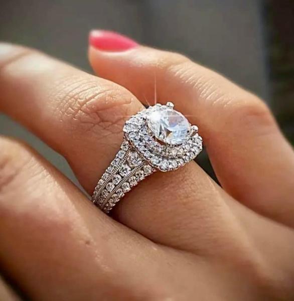 1pc Radiant Shiny Zirconia Ring 