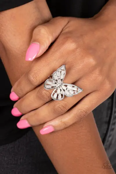 Paparazzi Ring ~ Flying Fashionista - White