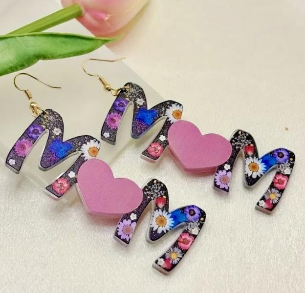 1 Pair Mother’s Day 🌸 Earrings 