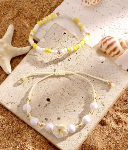 2pcs Cute Floral Beaded Bracelets ~ Yellow