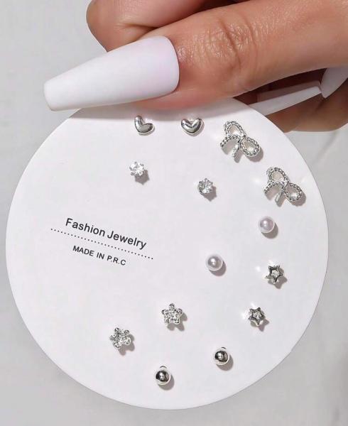 7 Pairs Heart-Shaped Crystal Rhinestone Earrings Set