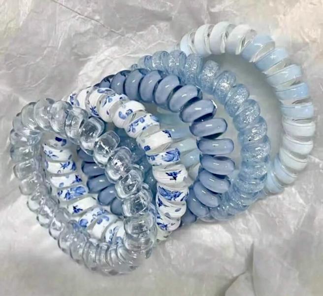 5pcs Woman’s Blue Daisy Hair Ties 