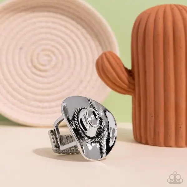Paparazzi Ring ~ Broach Break - Silver