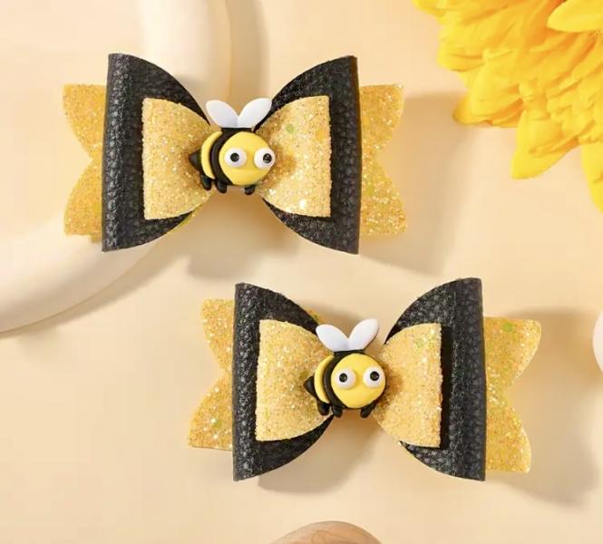 1 Pair Cute Bee 🐝 Hair Clips