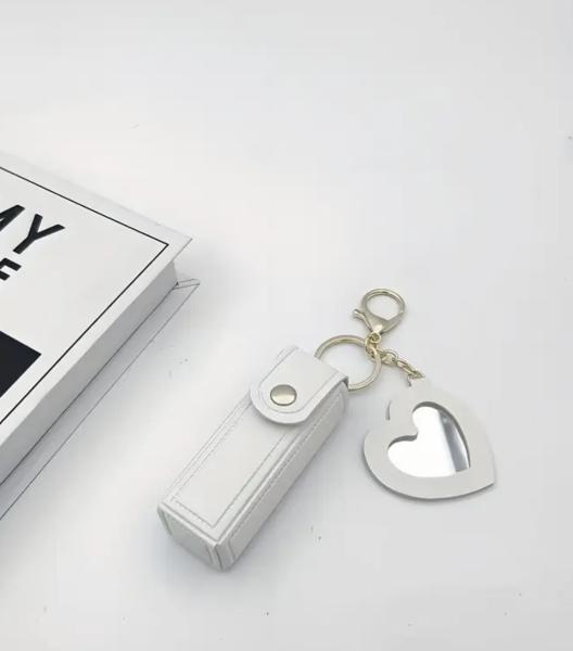 1pc Lipstick Organizer Keychain ~ White