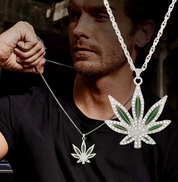 1pc Maple 🍁 Leaf Pendant Necklace ~ Silver