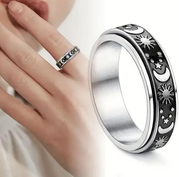 1pc Moon & Stars Spinner Ring Size 8