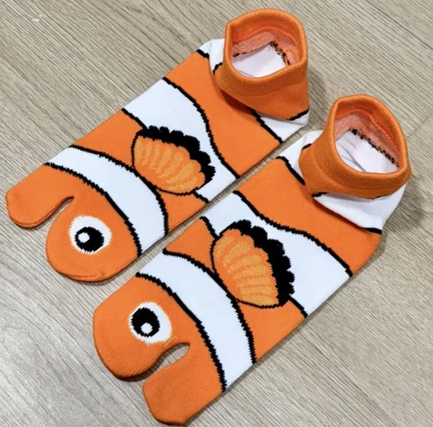 1 Pair Clownfish Toe Socks