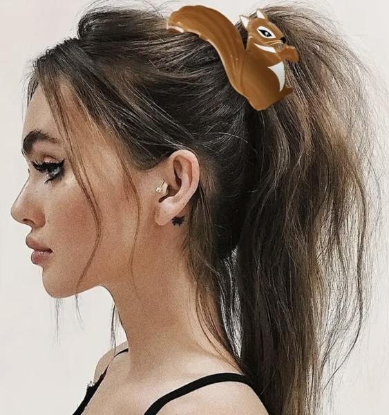 1pc Squirrel 🐿️ Hair Clip