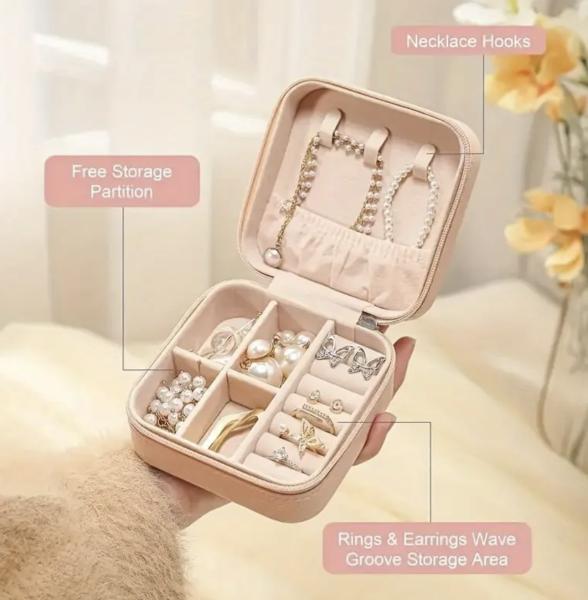 1pc Portable Jewelry Box ~ Pink