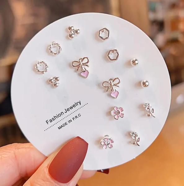 7 Pairs Elegant Pink Stud Earrings 
