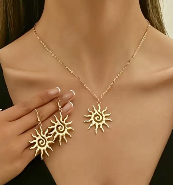 3pcs Golden Sunflower 🌻 Necklace Set