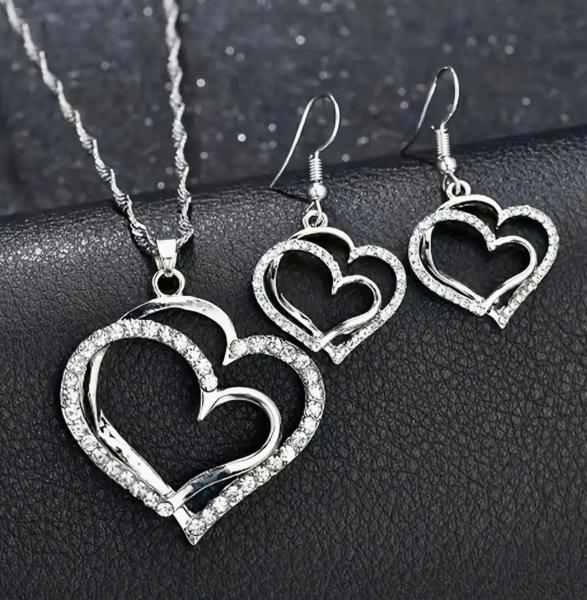 3pcs Elegant Double-Layer Heart Necklace Set ~ Silver
